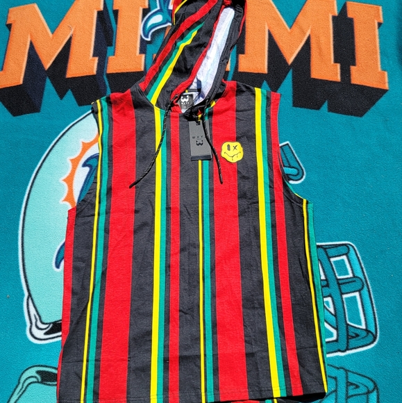 WXYZ Sleeveless Shirt Hoodie Large NWT - Picture 1 of 5